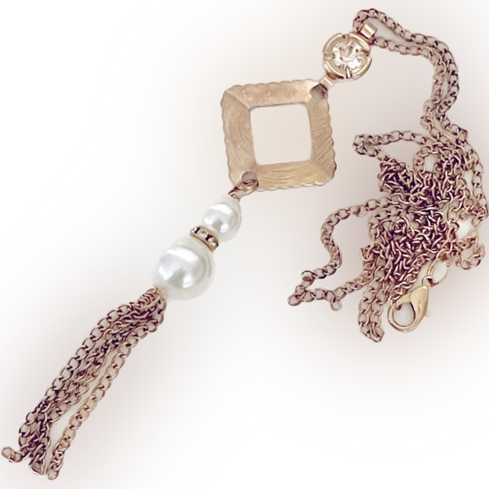 Vintage Pearl Rhinestone Tassel Pendant Gold Tone Necklace